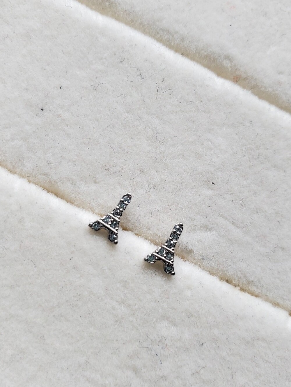 Eiffel Tower Stud Earrings - 925 Sterling Silver • 0.32g